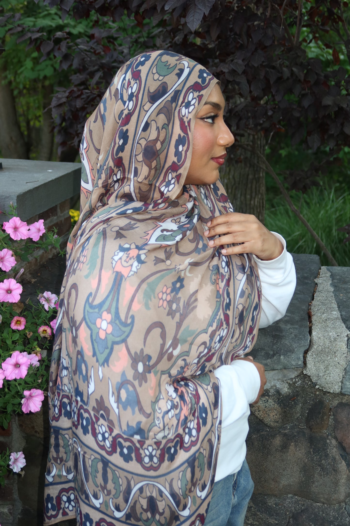 Golden Serenity Pashmina