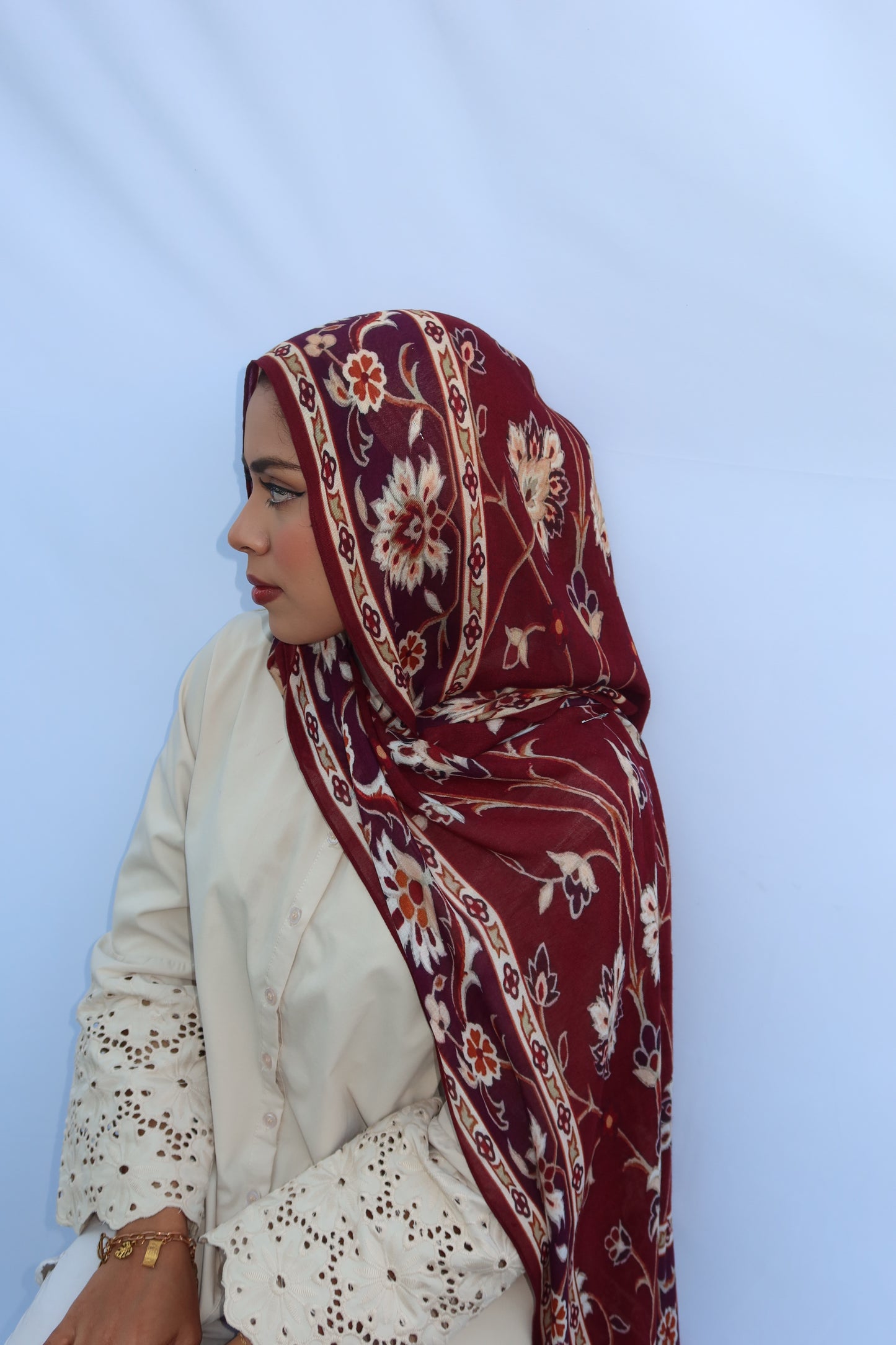 Maroon Pashmina Glow