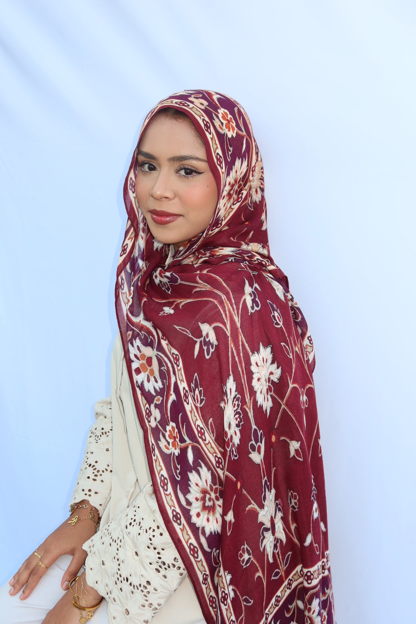Maroon Pashmina Glow