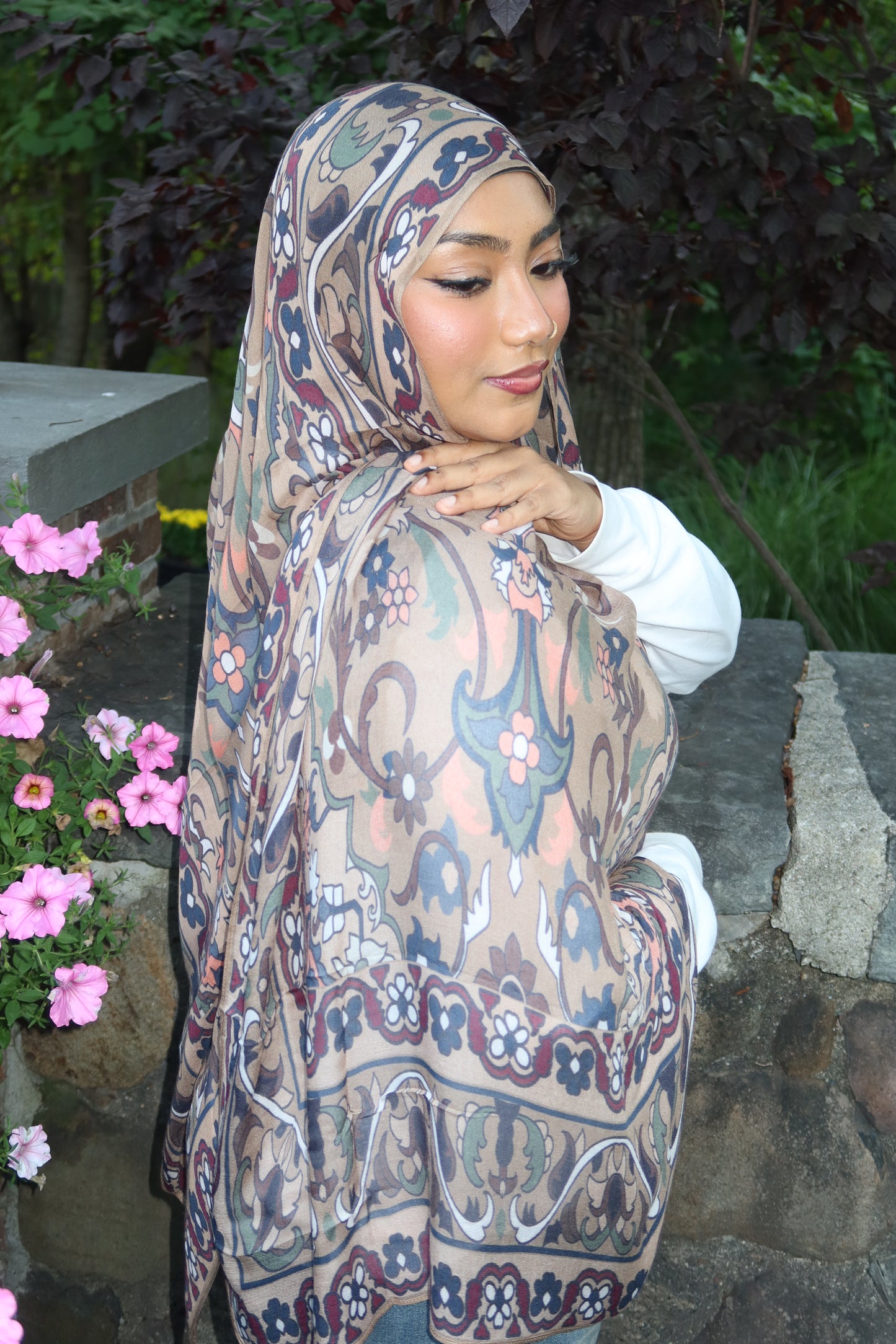 Golden Serenity Pashmina