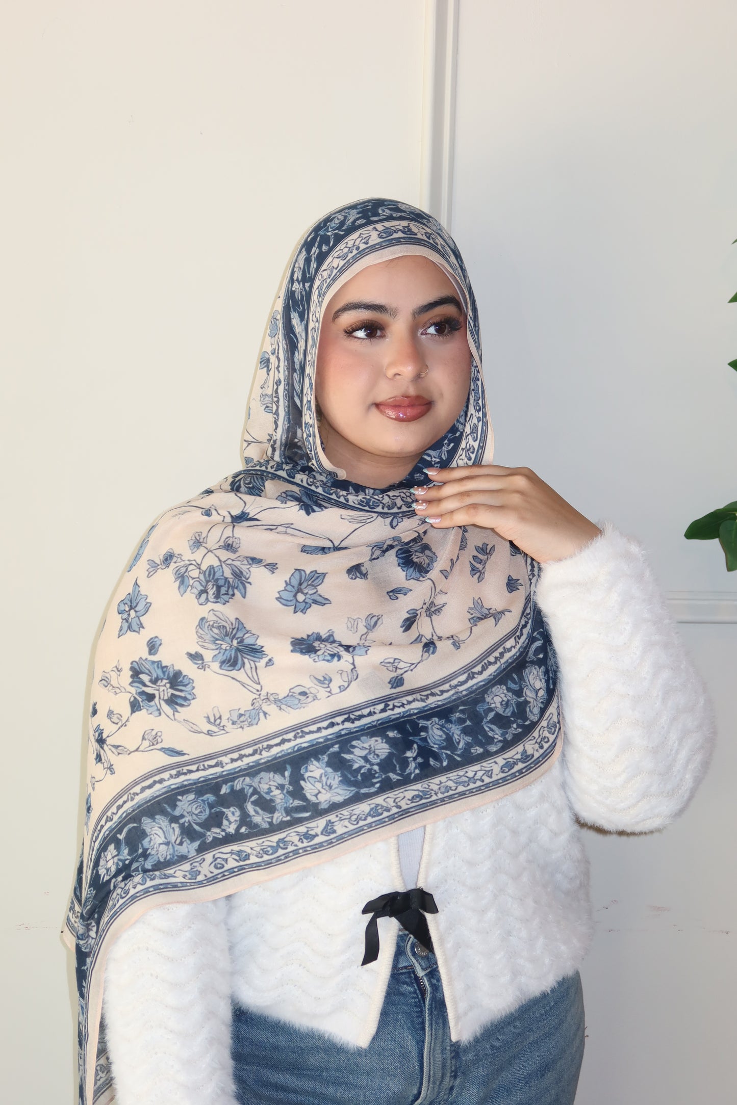 Delicate Royal Pashmina