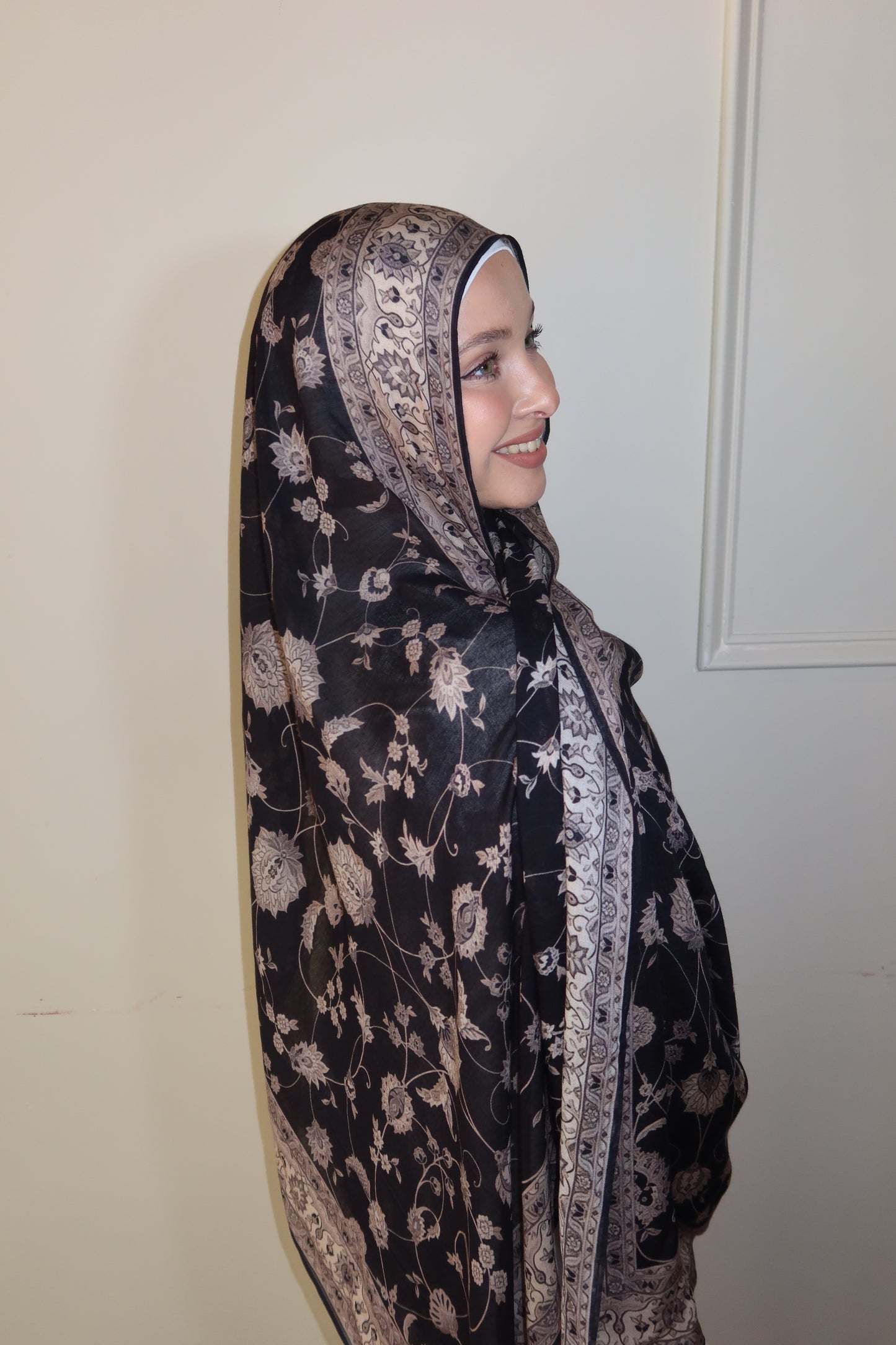 Black Taupe Pashmina