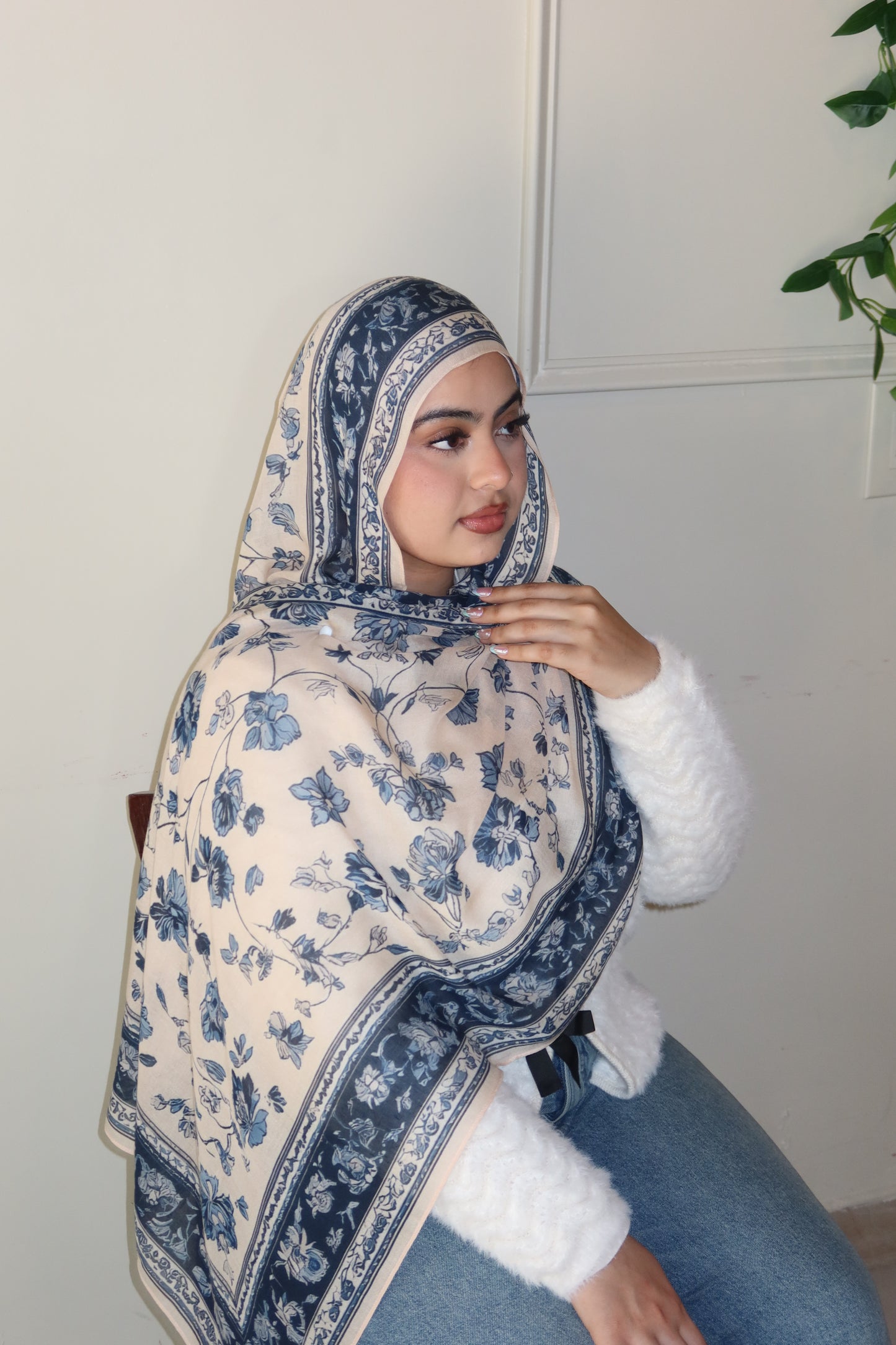Delicate Royal Pashmina