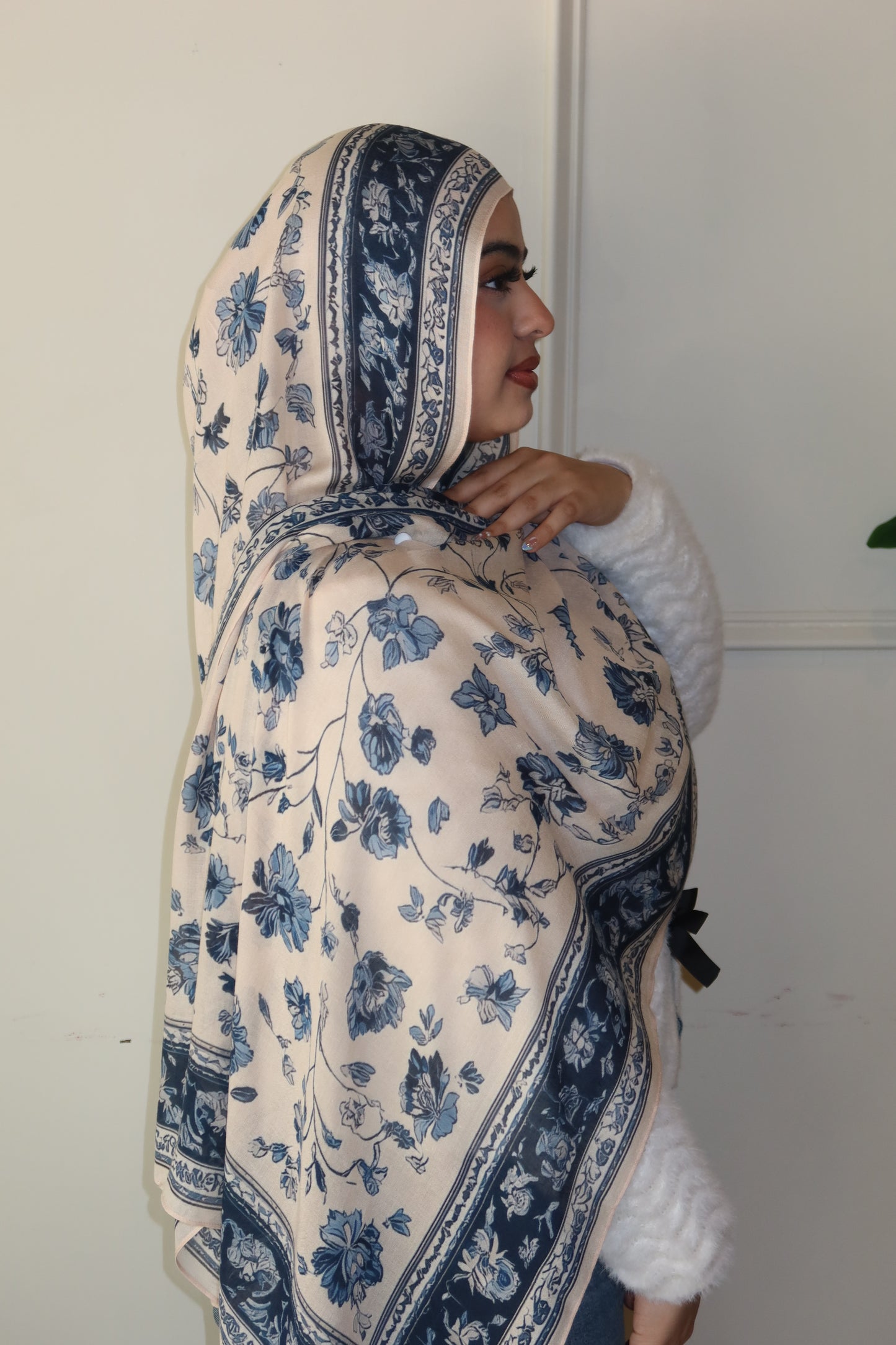 Delicate Royal Pashmina