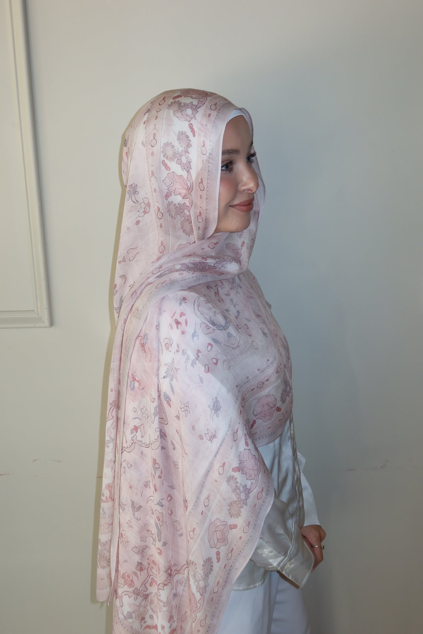Soft Pink Aura