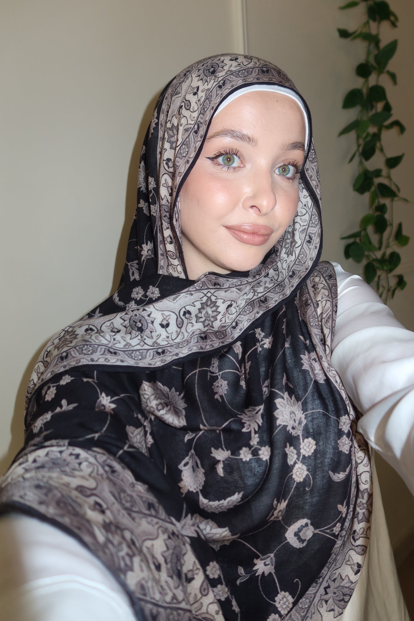 Black Taupe Pashmina