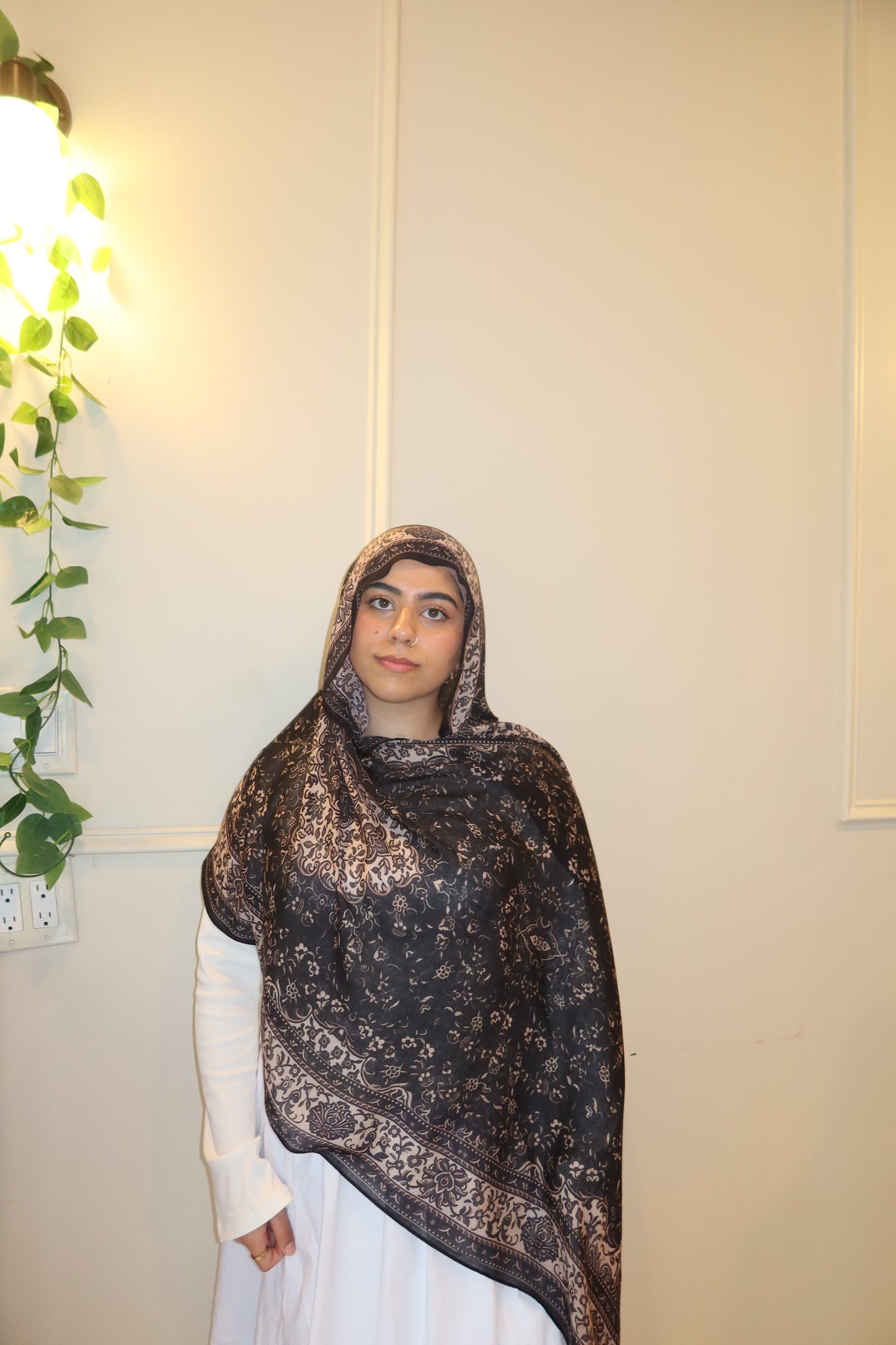 Black Elegance Pashmina