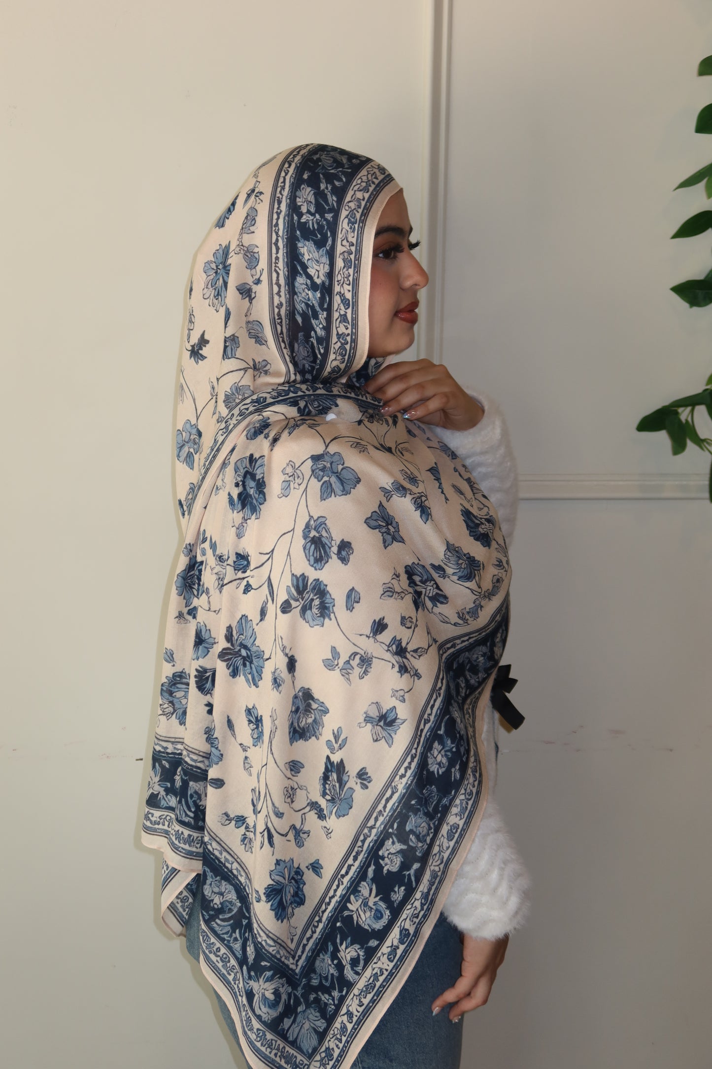 Delicate Royal Pashmina