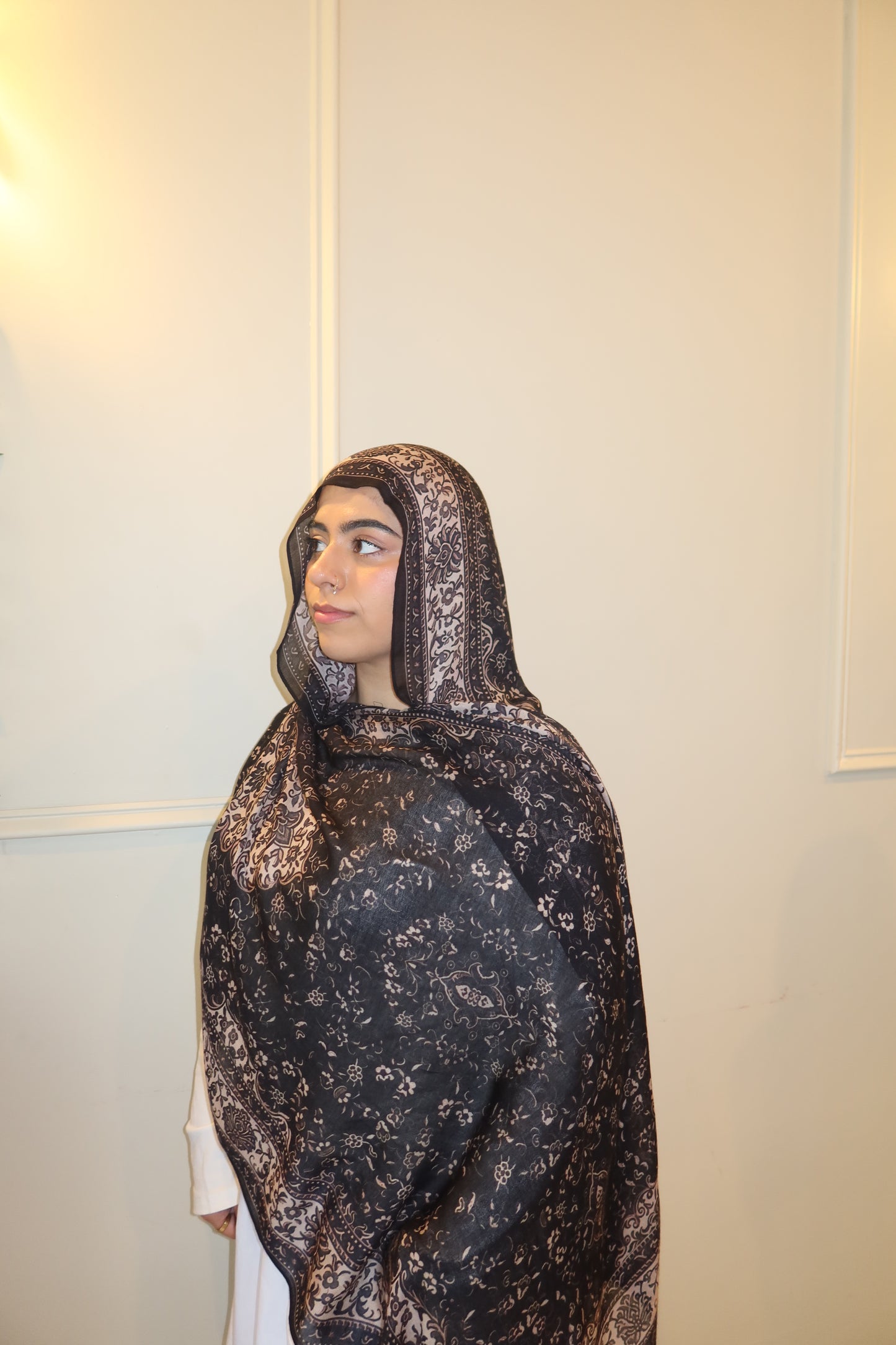 Black Elegance Pashmina